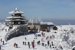 Read more about the article 겨울 gyeoul: Talking About Winter in Korean