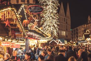 Read more about the article Frieden und Freude! Peace and Joy! Talking about the Holidays in German