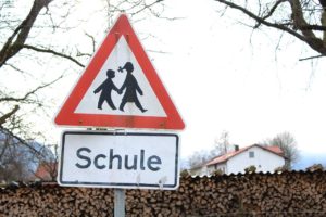 Read more about the article Back to School in German