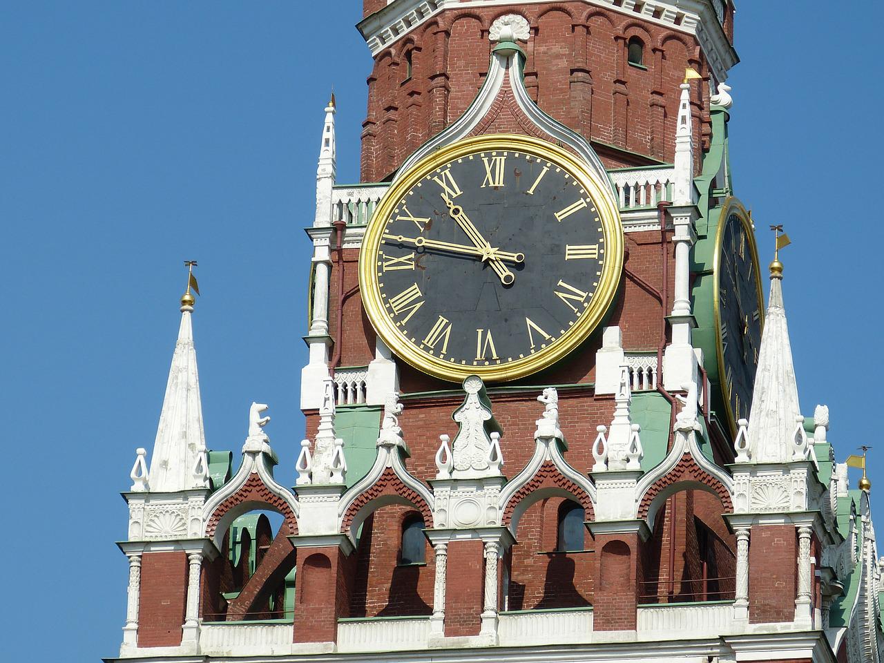 You are currently viewing How to Tell Time and Give Dates in Russian