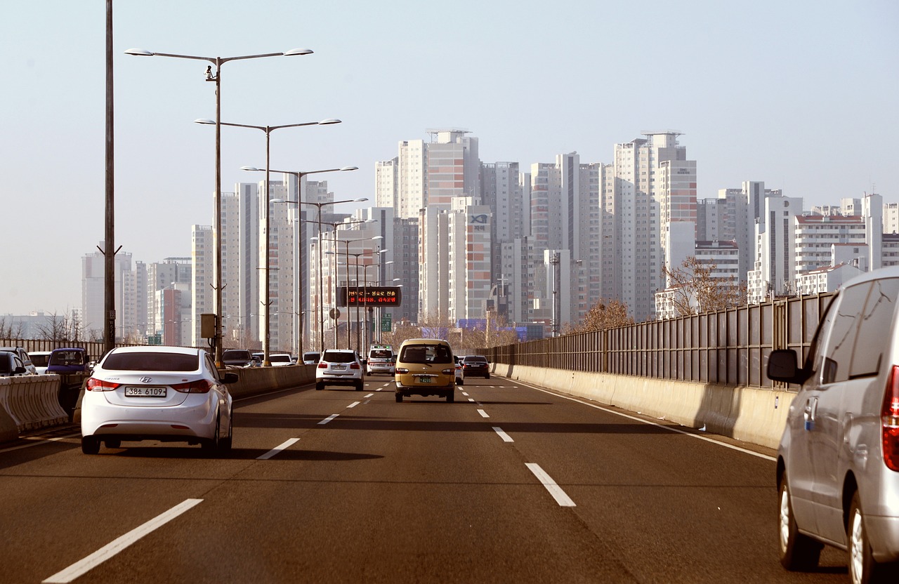 Read more about the article 차와 운전 cha-wa unjeon: Cars and Driving in Korean