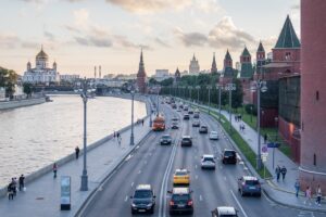 Read more about the article Машины и вождение: Cars and Driving in Russian