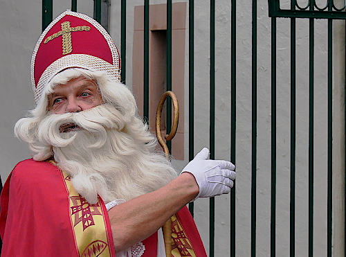 You are currently viewing Nikolaustag: Celebrating St. Nicholas Day in Germany, Switzerland, and Austria