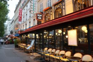 Read more about the article Dining in Paris